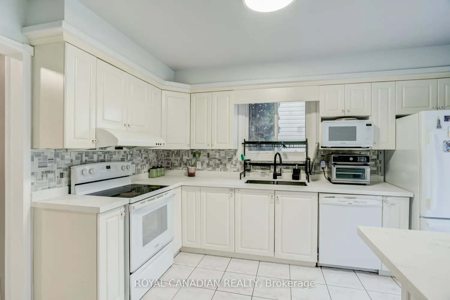 Additional image 8 of 846 Monaghan Avenue