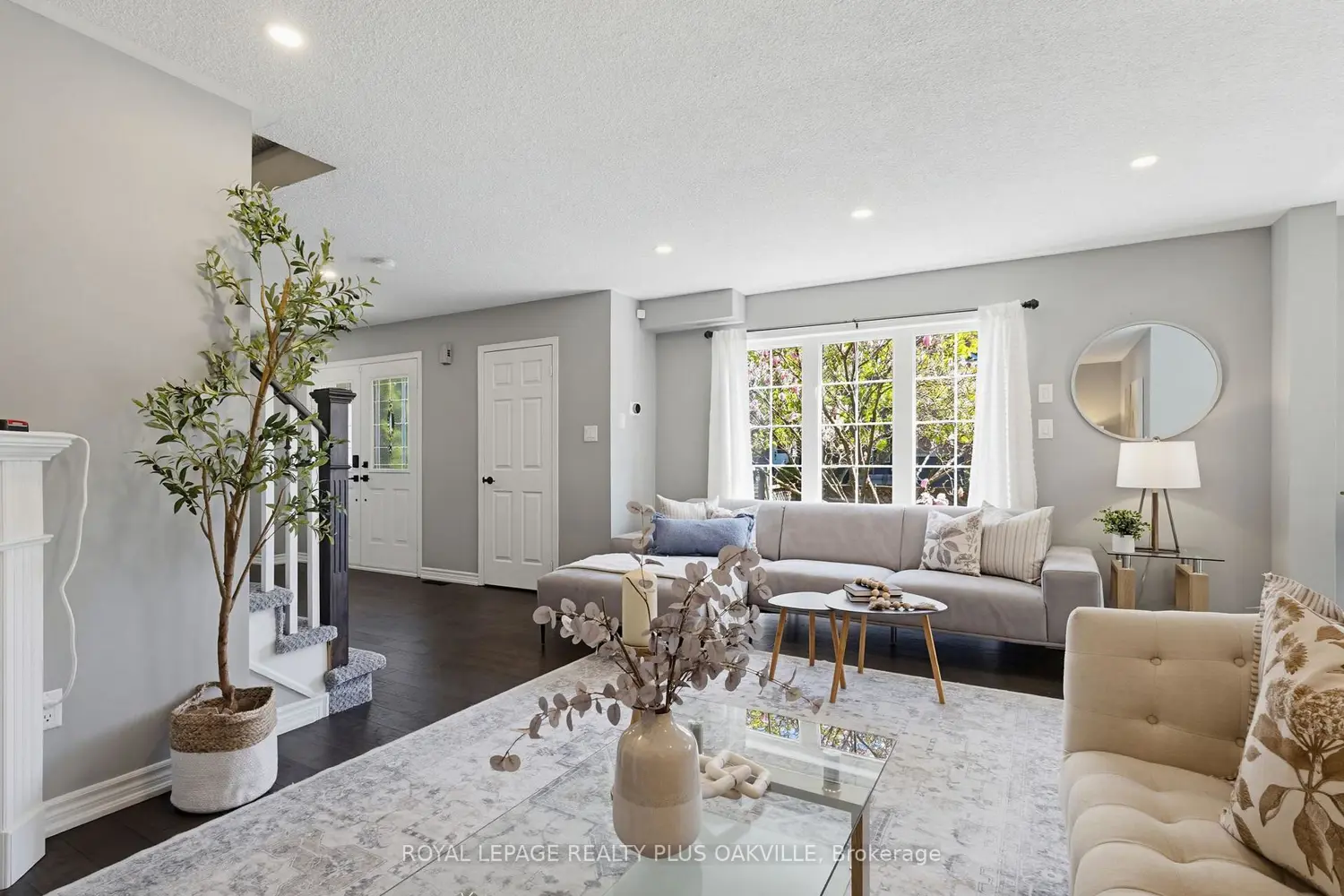 Additional image 6 of 5200 Des Jardines Drive