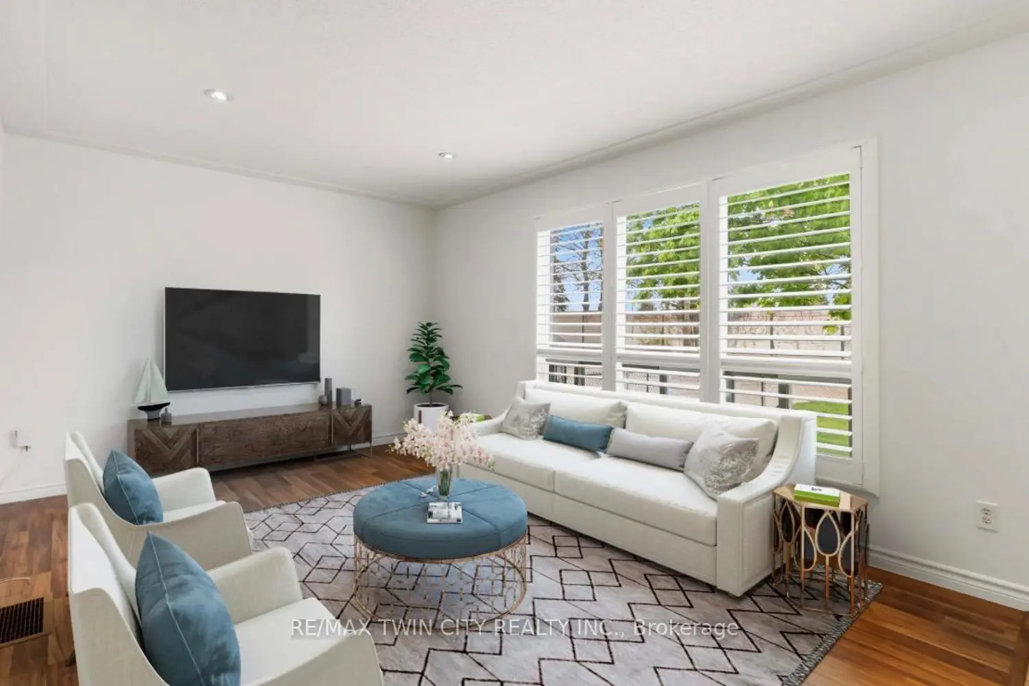 Additional image 4 of 51 Metcalfe Crescent C