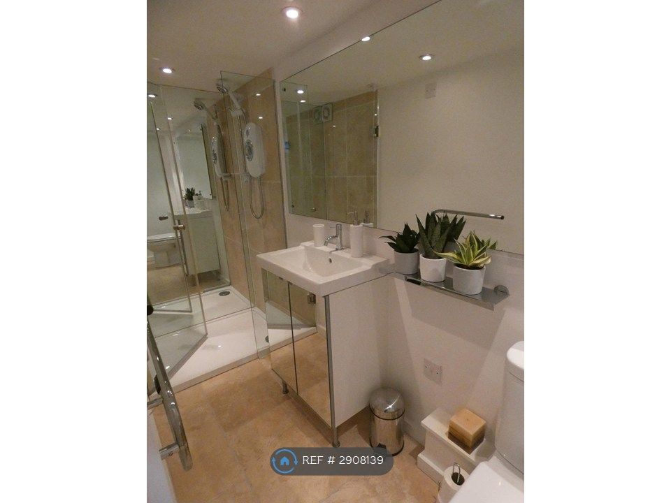 Additional image 12 of 3 bed detached house to rentCastlegate, Lanark ML11