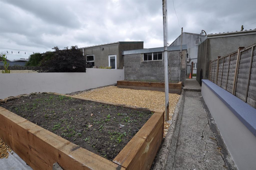 Additional image 14 of 3 bed terraced house to rentSpring Gardens, Whitland SA34