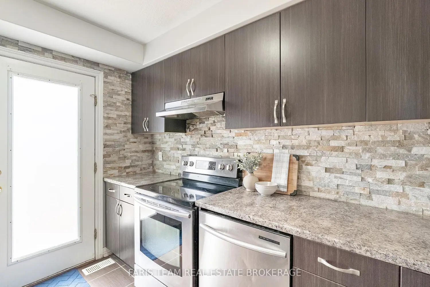 Additional image 5 of 104 Banting Crescent