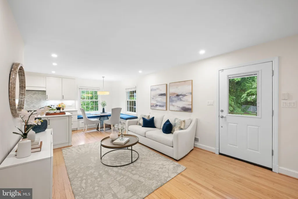 Additional image 3 of 403 E Melbourne Avenue, Silver Spring, MD 20901