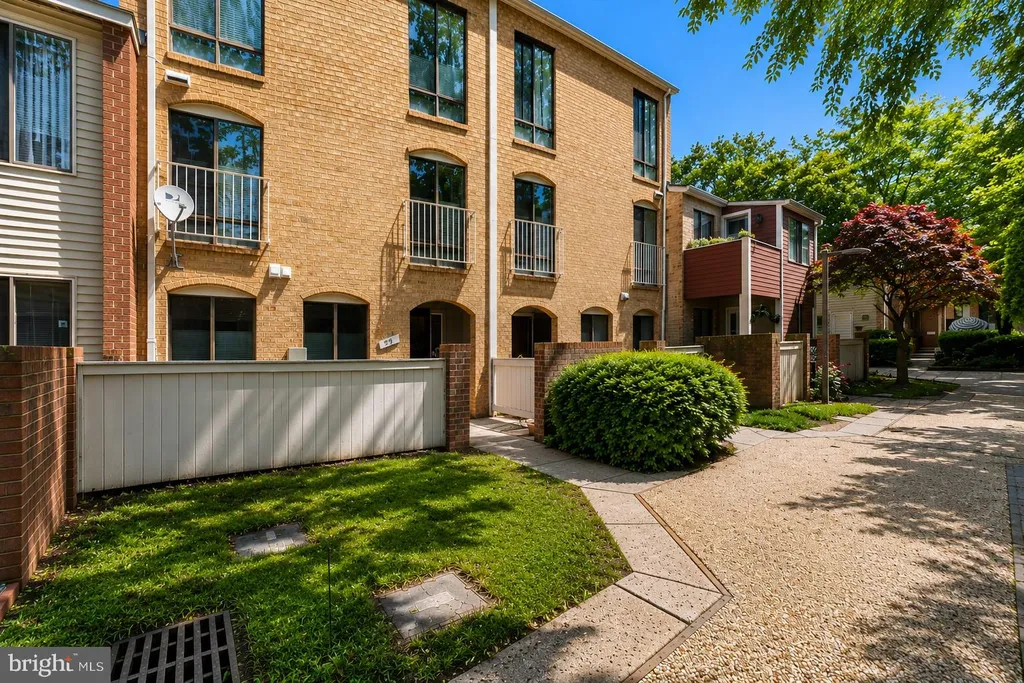 Additional image 4 of 29 Brassie Court, Montgomery Village, MD 20886