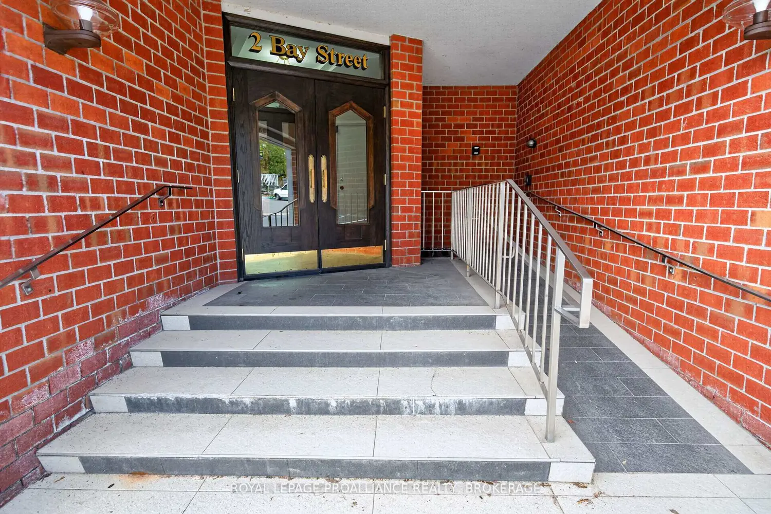 Additional image 3 of 2 Bay Street 202
