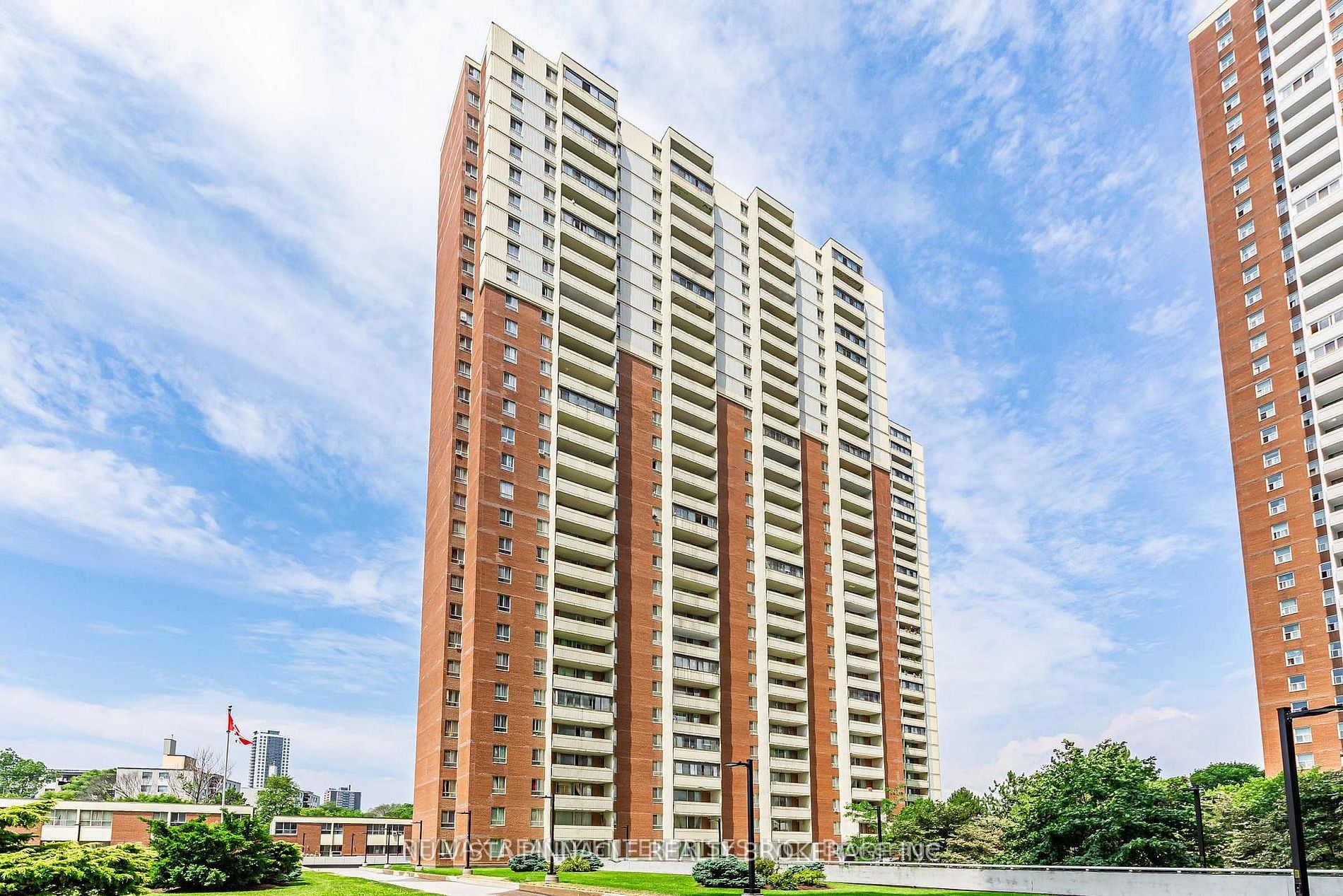 612-1 Massey Square, Toronto, ON, M4C 5L4
