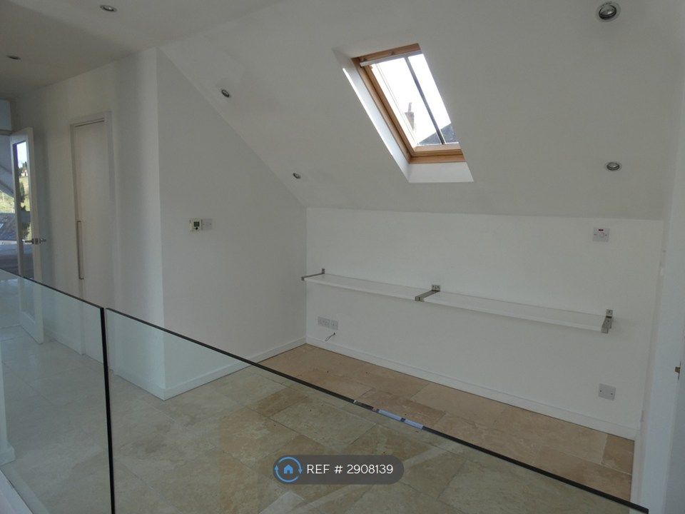 Additional image 18 of 3 bed detached house to rentCastlegate, Lanark ML11