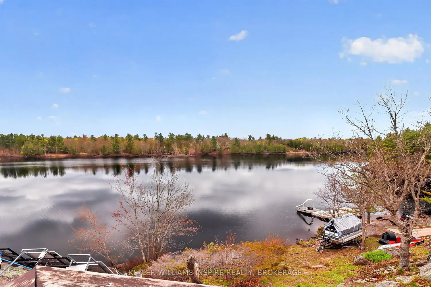 2526 Sheffield Long Lake