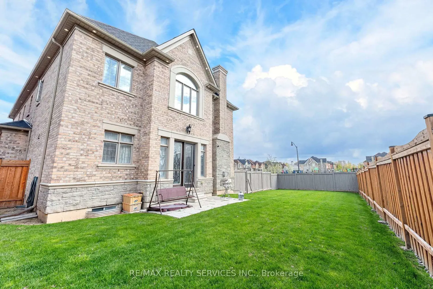 Additional image 20 of 28 Pendergast Court
