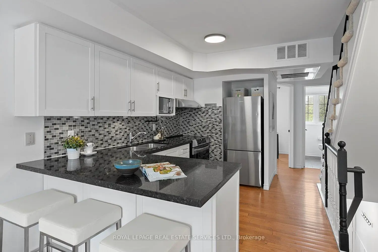Additional image 3 of 262 St. Helens Avenue 207
