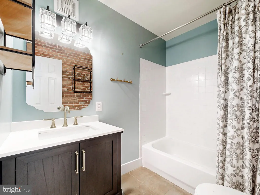 Additional image 23 of 220 S Castle Street, Baltimore, MD 21231