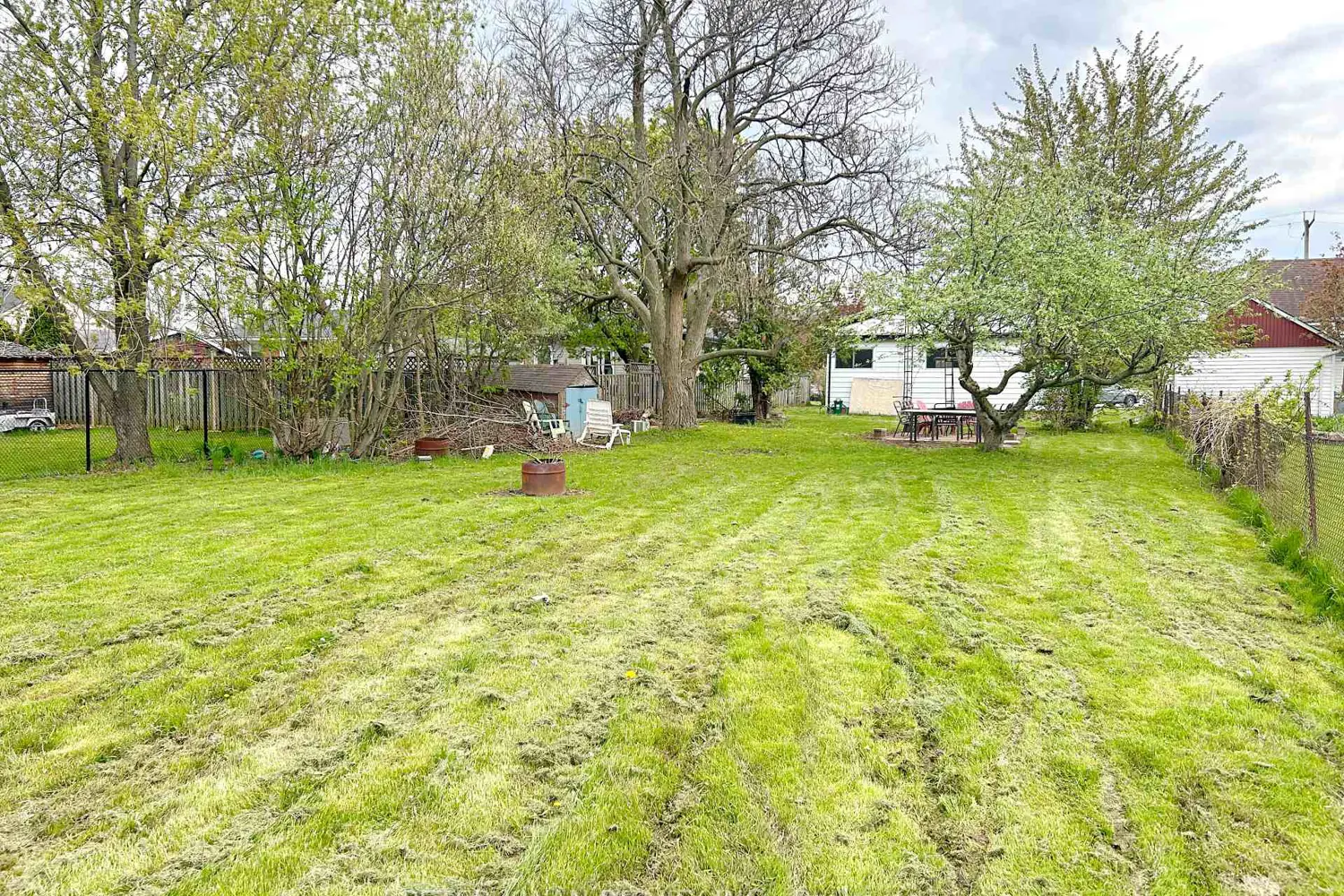 Additional image 12 of 4977 John Street