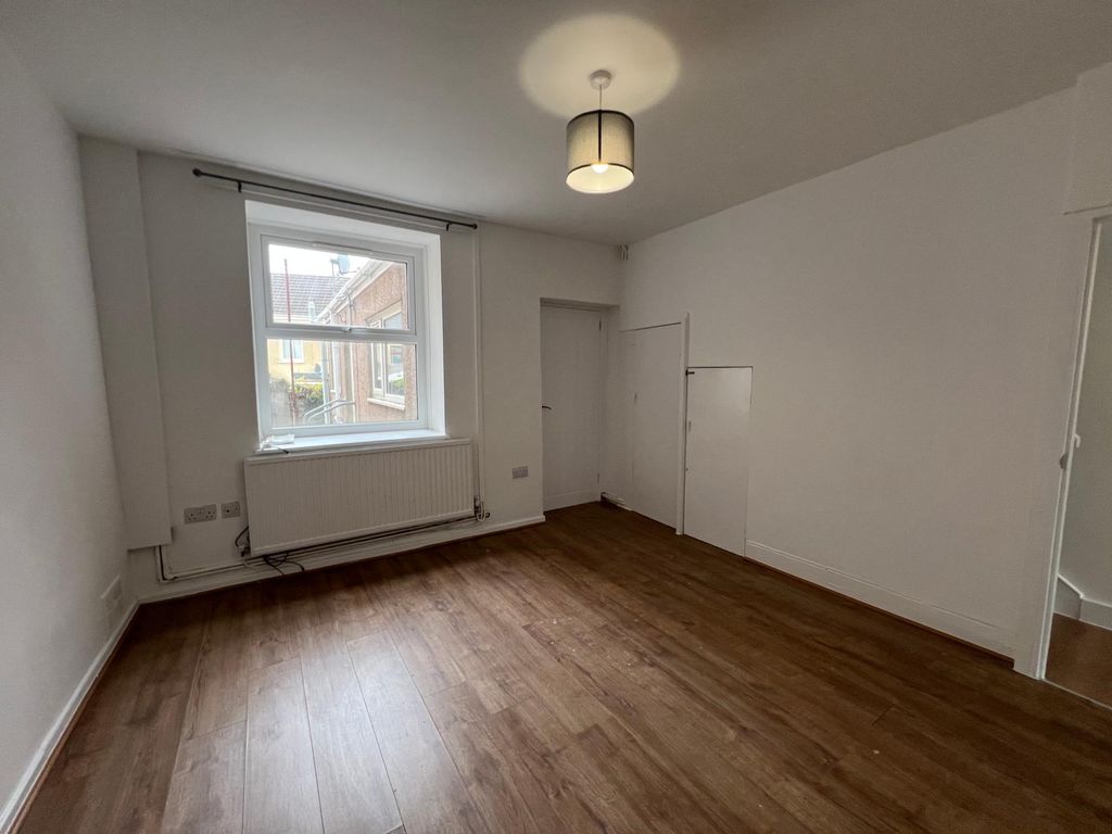 Additional image 18 of 2 bed terraced house to rentTaylor's Row, Neath SA11