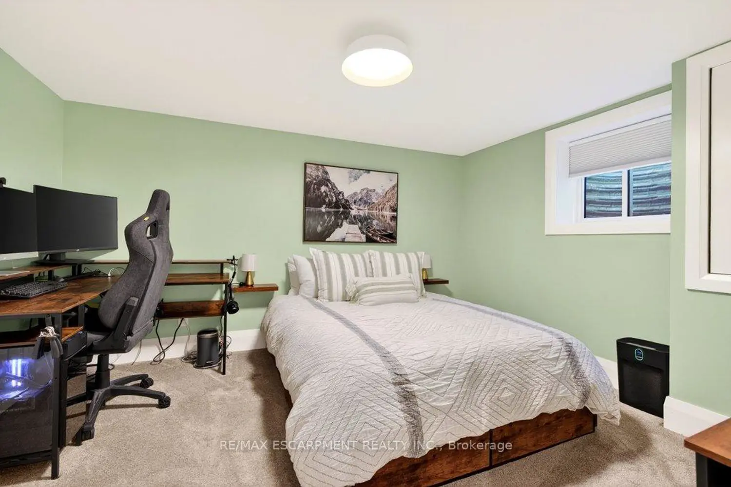 Additional image 14 of 2079 Gary Crescent