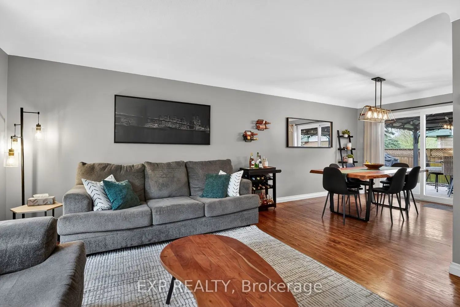 Additional image 6 of 3510 Yale Crescent