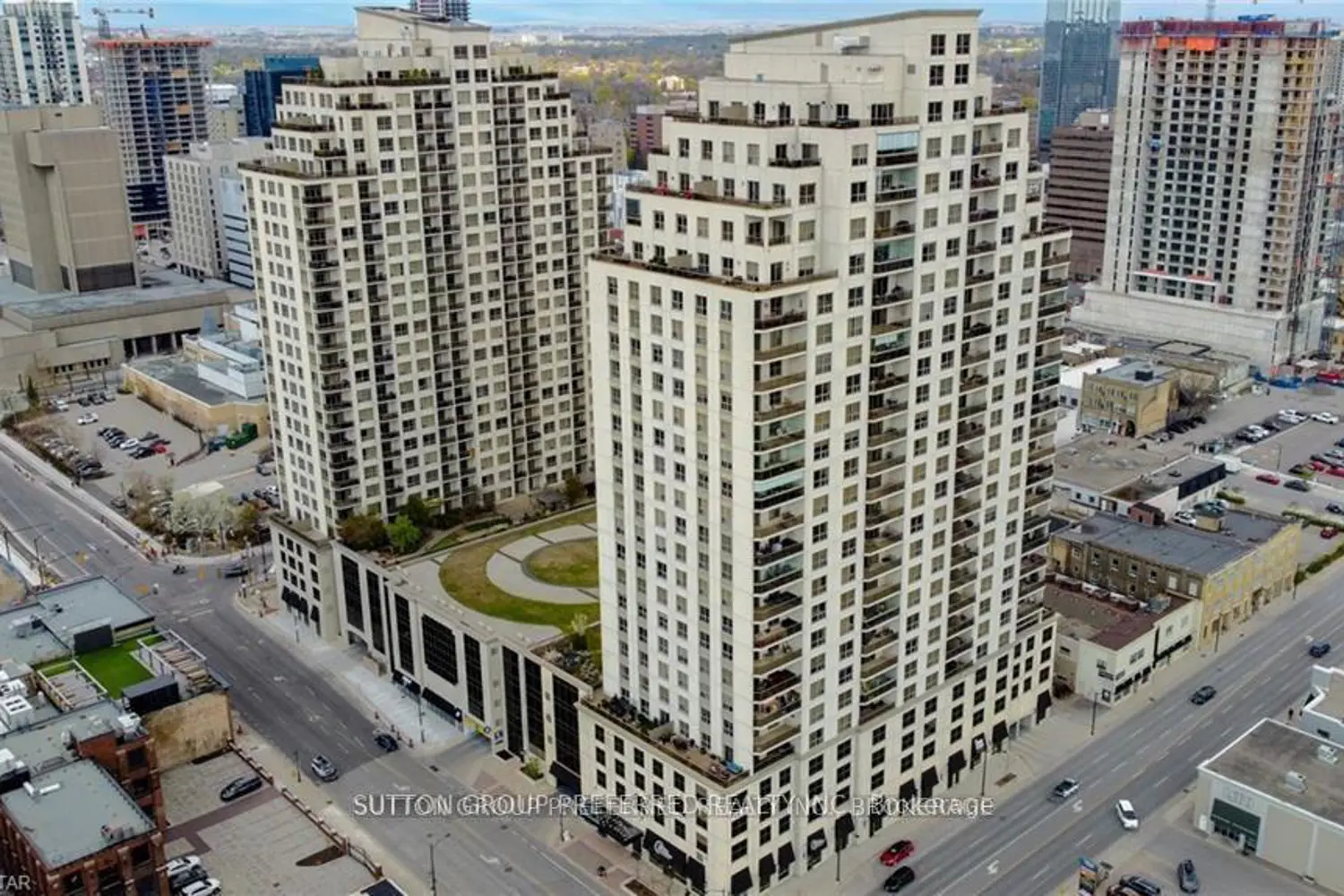 330 Ridout Street 2304