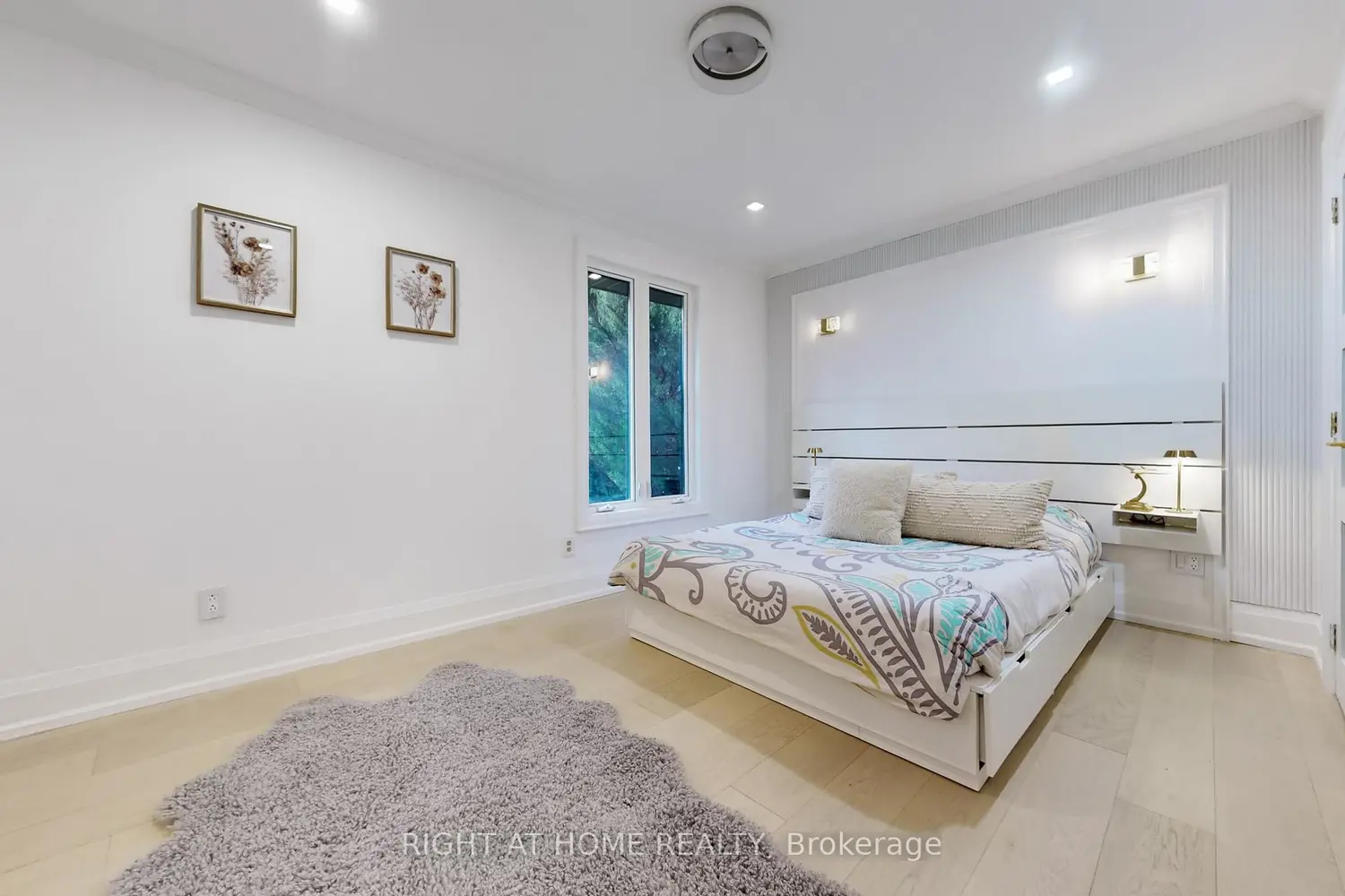 388 Bouchier Street photo 3