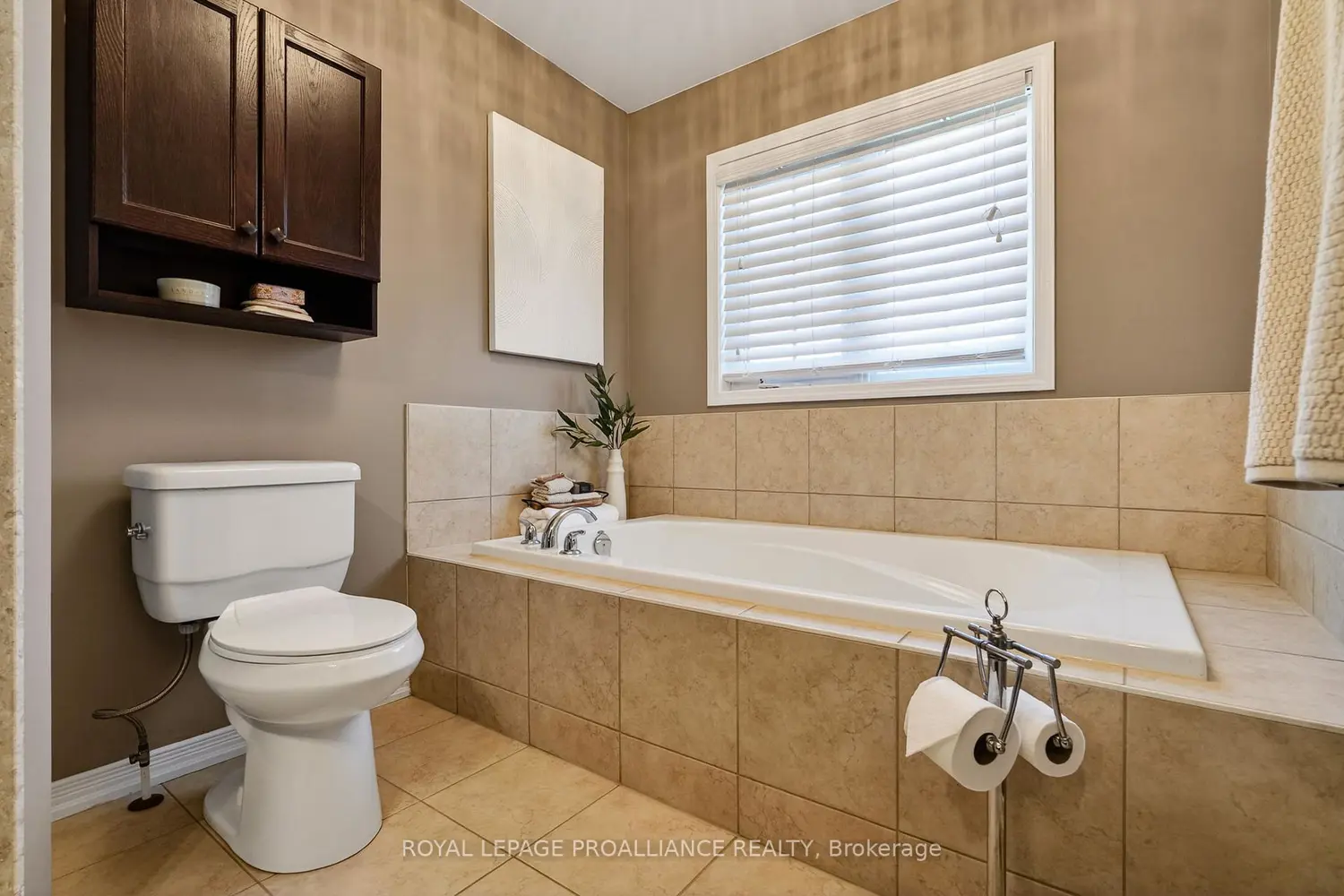 Additional image 11 of 868 Mcmurdo Drive