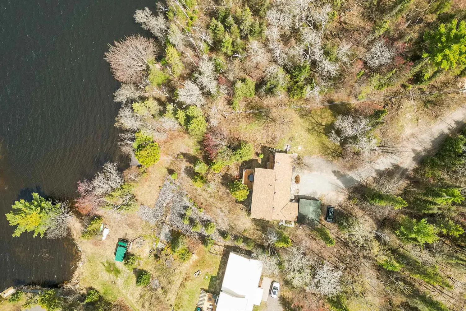 Additional image 2 of 410 Pinecreek Crescent