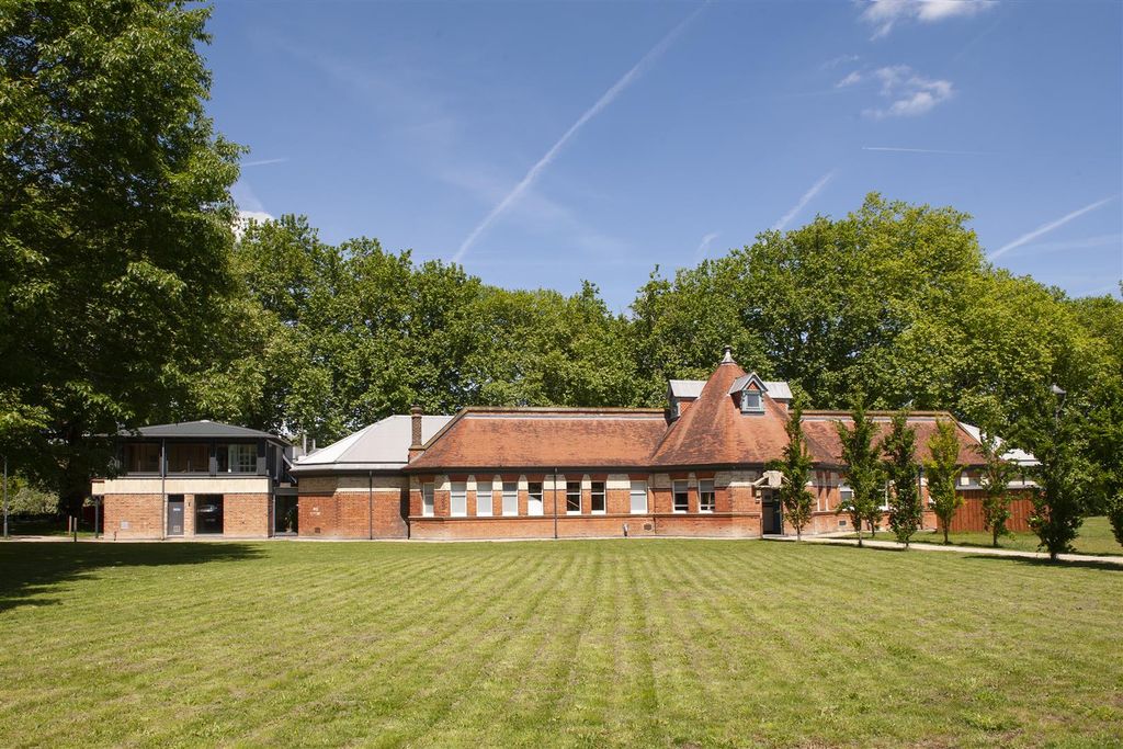 Additional image 7 of 1 bed flat for saleChatham Heights, Chatham Street, Reading RG1