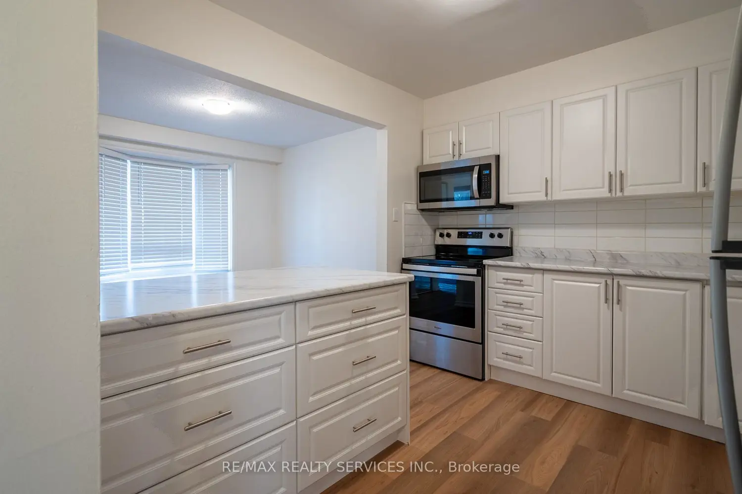 Additional image 11 of 100 Brownleigh Avenue 176