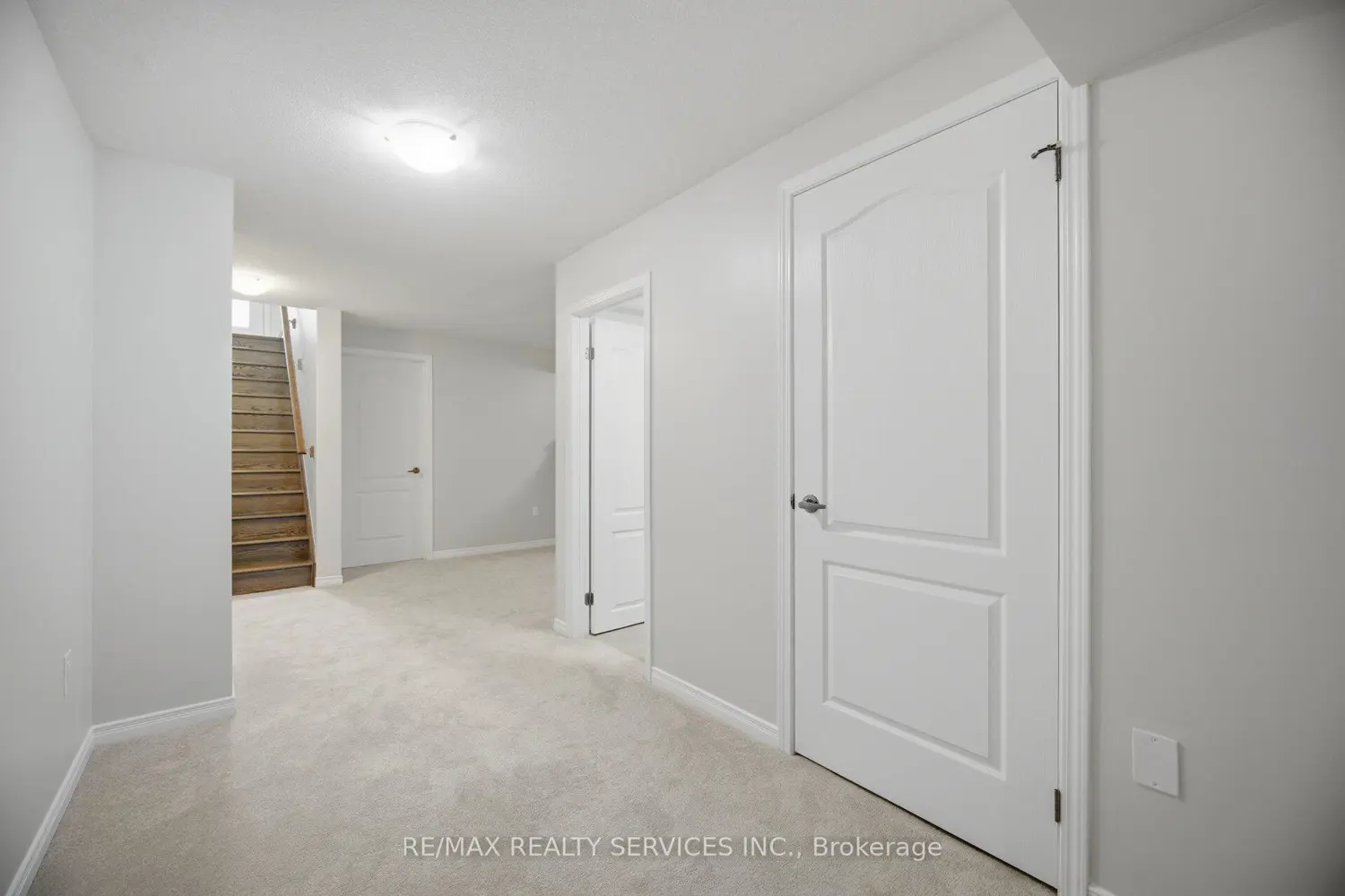 Additional image 15 of 25 Baffin Crescent