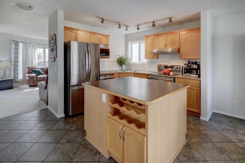 Additional image 6 of 10 Hidden Ranch Hill NW, Calgary, AB, T3A 5X6