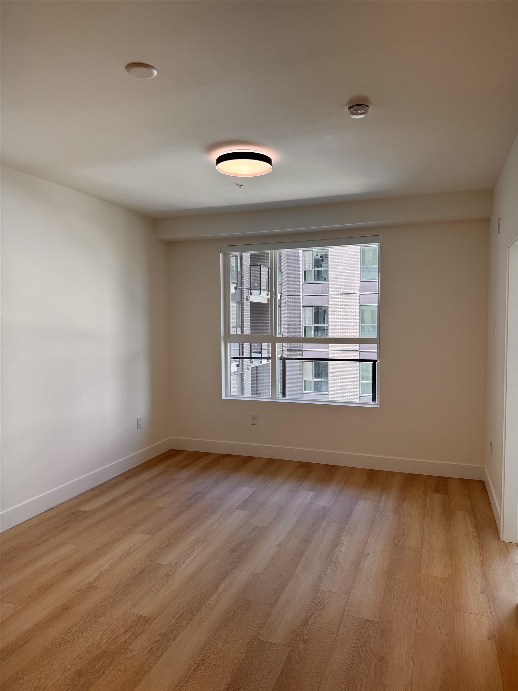 Additional image 5 of 303-13455 94a Avenue, Surrey, BC, V3V 0H3
