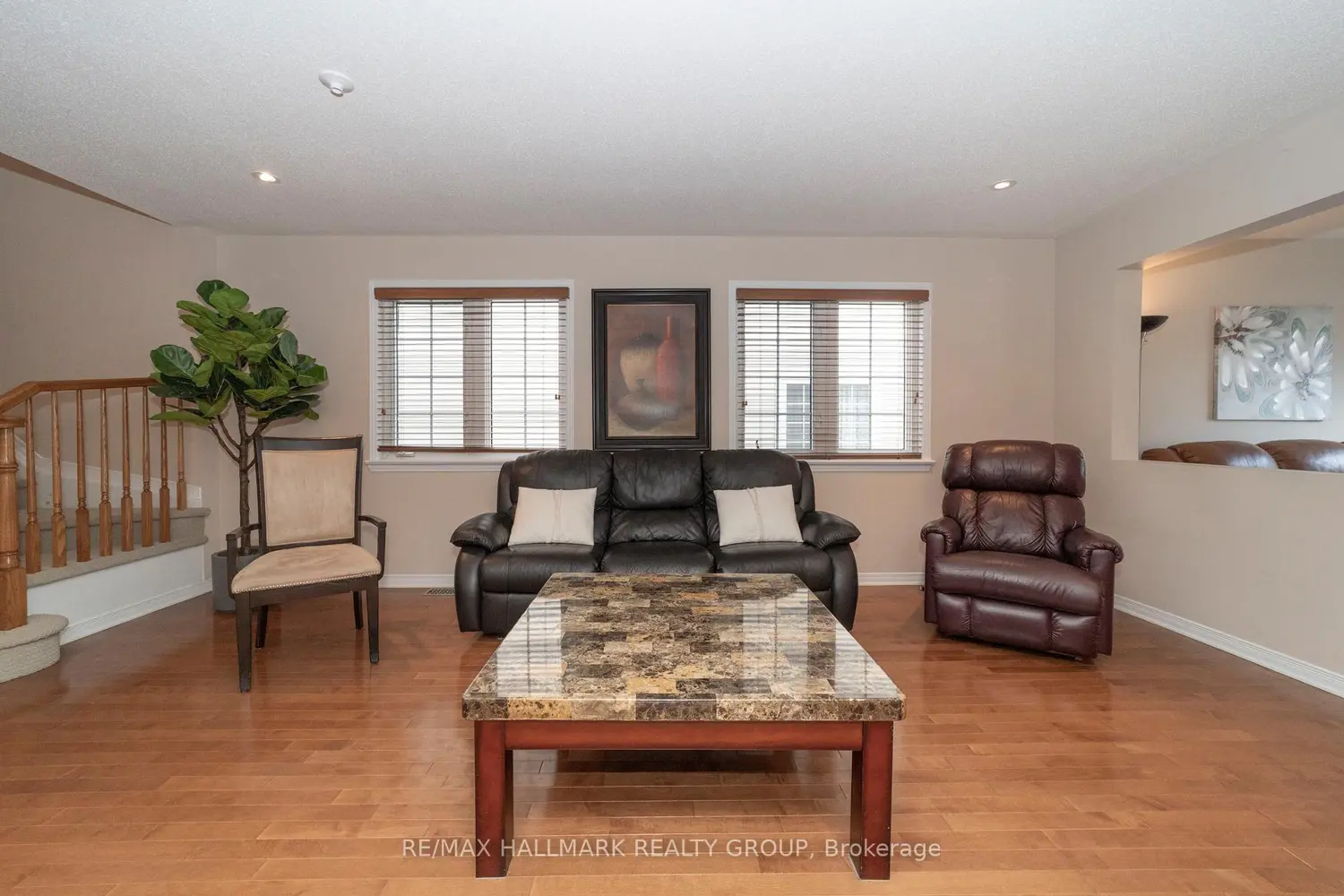 Additional image 6 of 10 Fieldberry Private