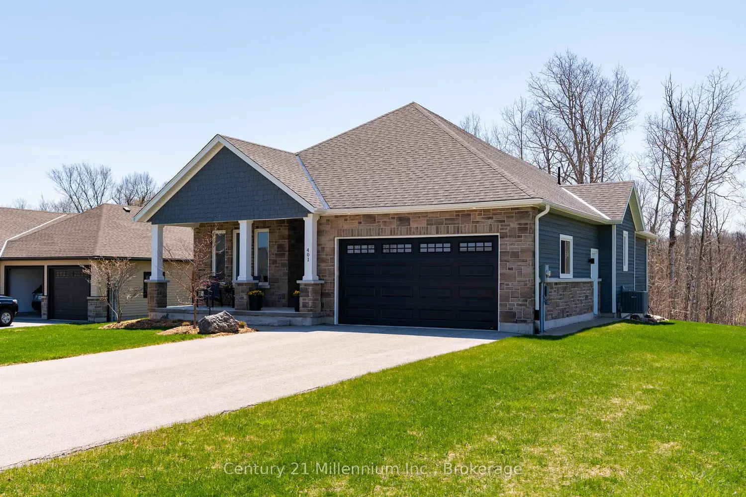 401 Algoma Crescent
