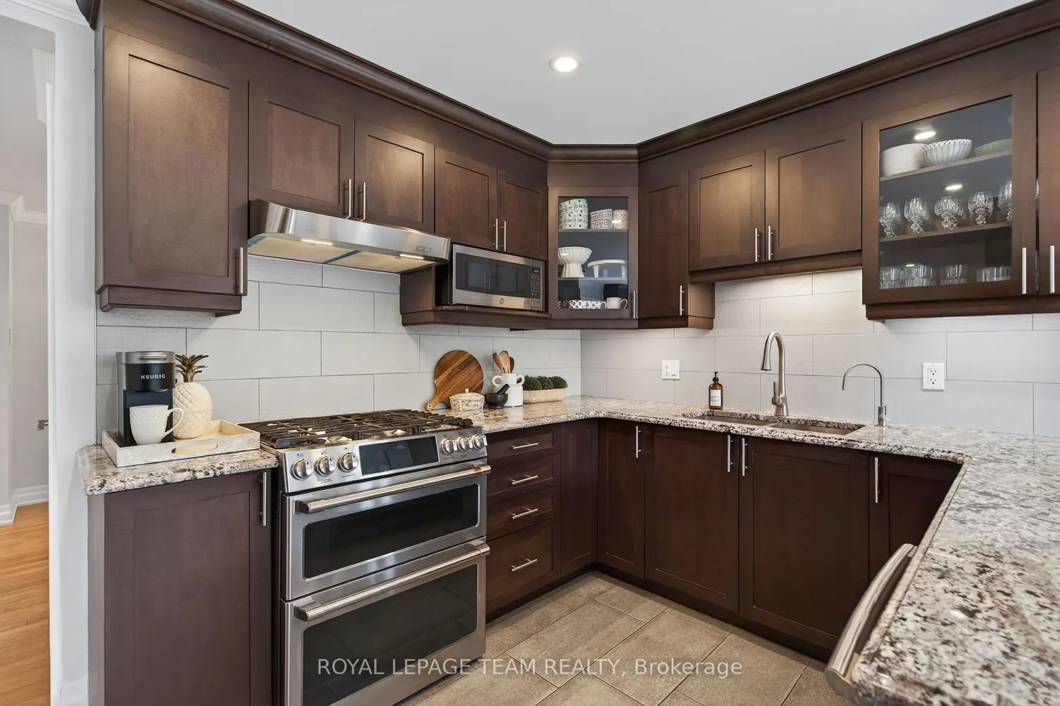 1108 Cindy Hill Crescent photo 5