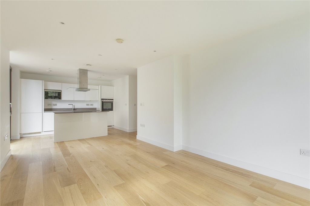 Additional image 4 of 2 bed flat to rentParkside Place, Parkside, Cambridge CB1