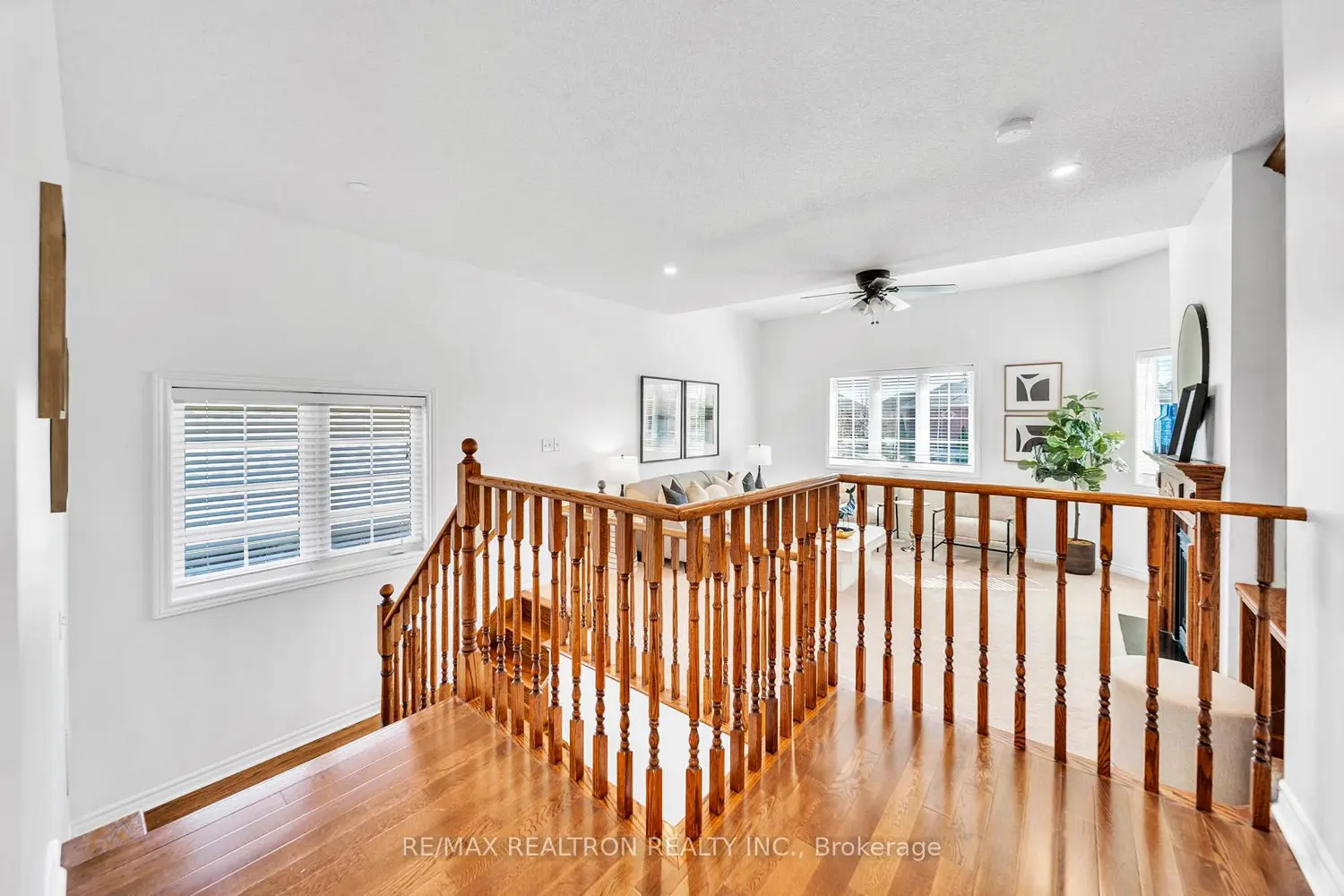 2 Whitestone Drive photo 5