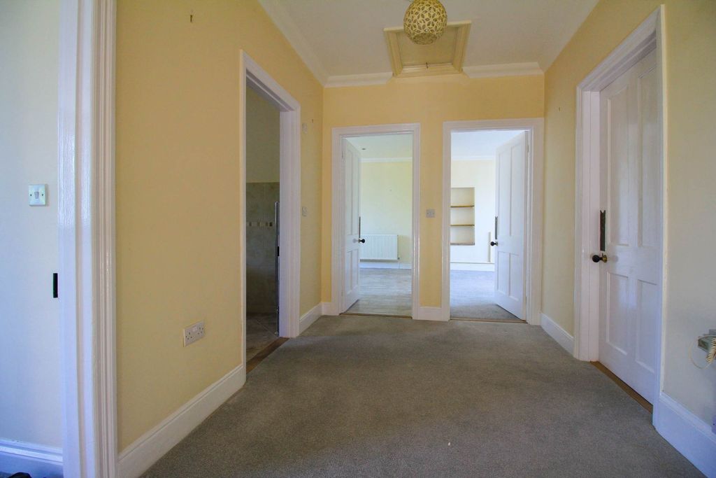 Additional image 11 of 2 bed semi-detached house to rentTrewartha Park, Weston-Super-Mare BS23
