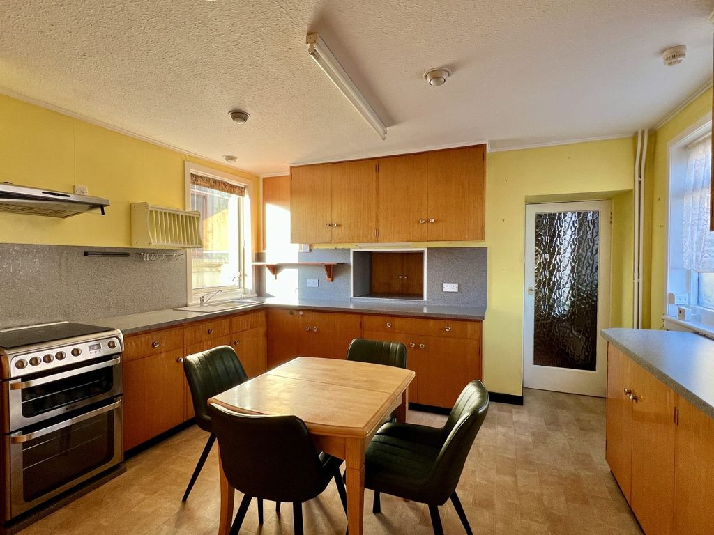 Additional image 3 of 3 bed flat for sale77 King Street, Castle Douglas DG7