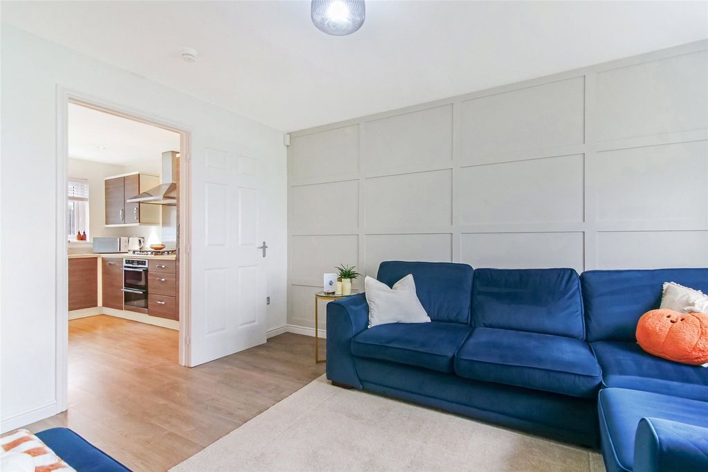 Additional image 3 of 3 bed terraced house for saleCrunes Way, Greenock, Inverclyde PA15