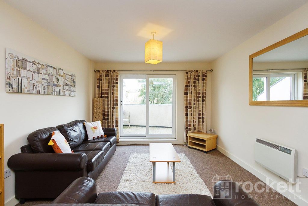 Additional image 4 of 2 bed flat to rentTower Court, No.1 London Road, Newcastle Under Lyme, Staffordshire ST5
