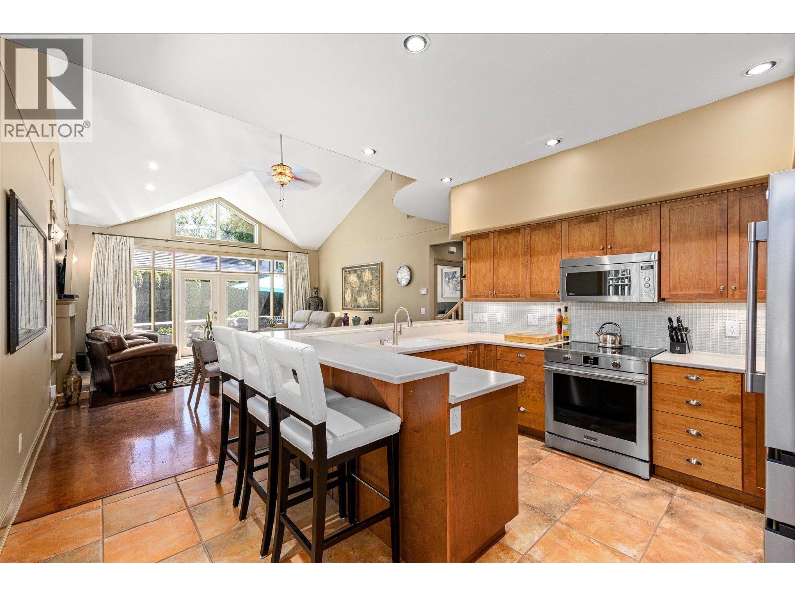 Additional image 6 of 112-1986 Bowes Street, Kelowna, BC, V1Y3C3