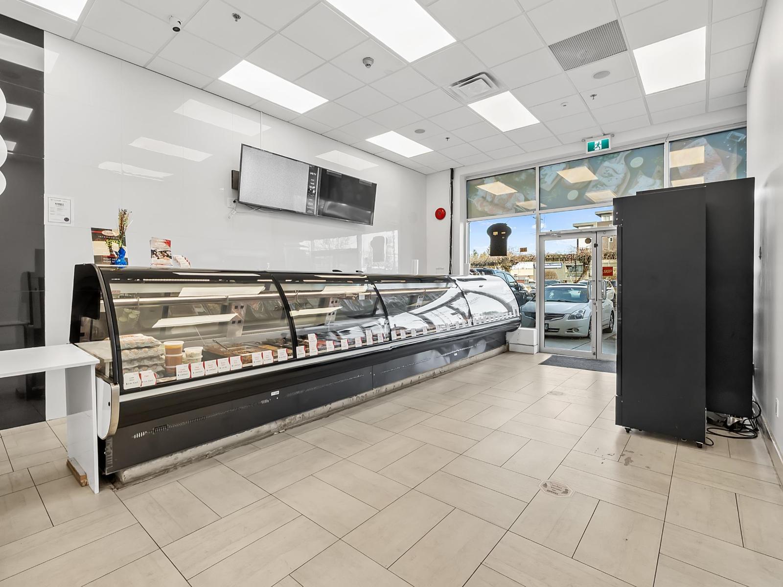Additional image 2 of 113-2777 Gladwin Road, Abbotsford, BC, V2T3S3
