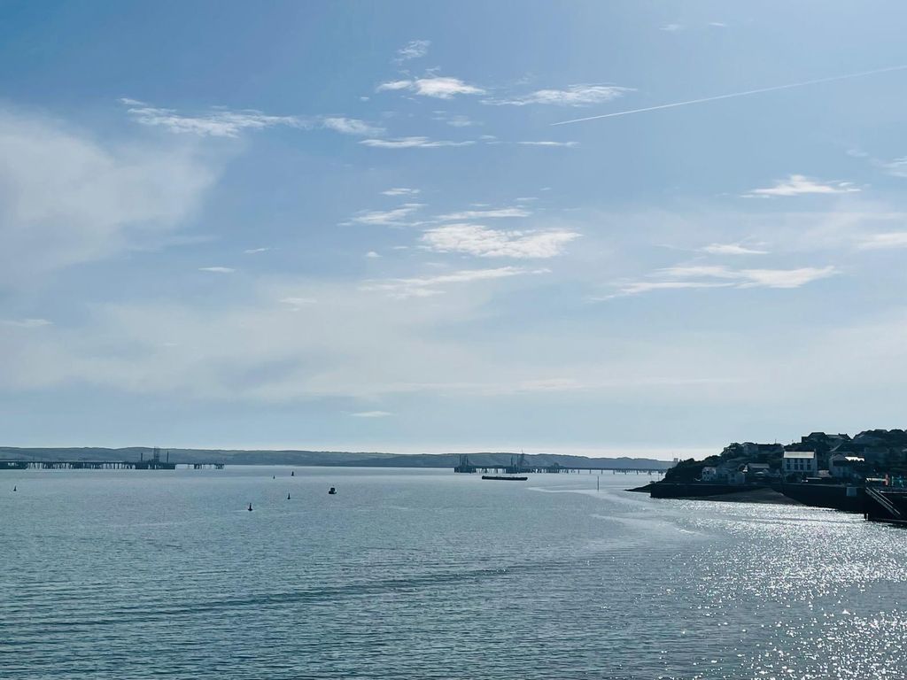 Additional image 6 of 1 bed property to rentPier Road, Milford Haven SA73