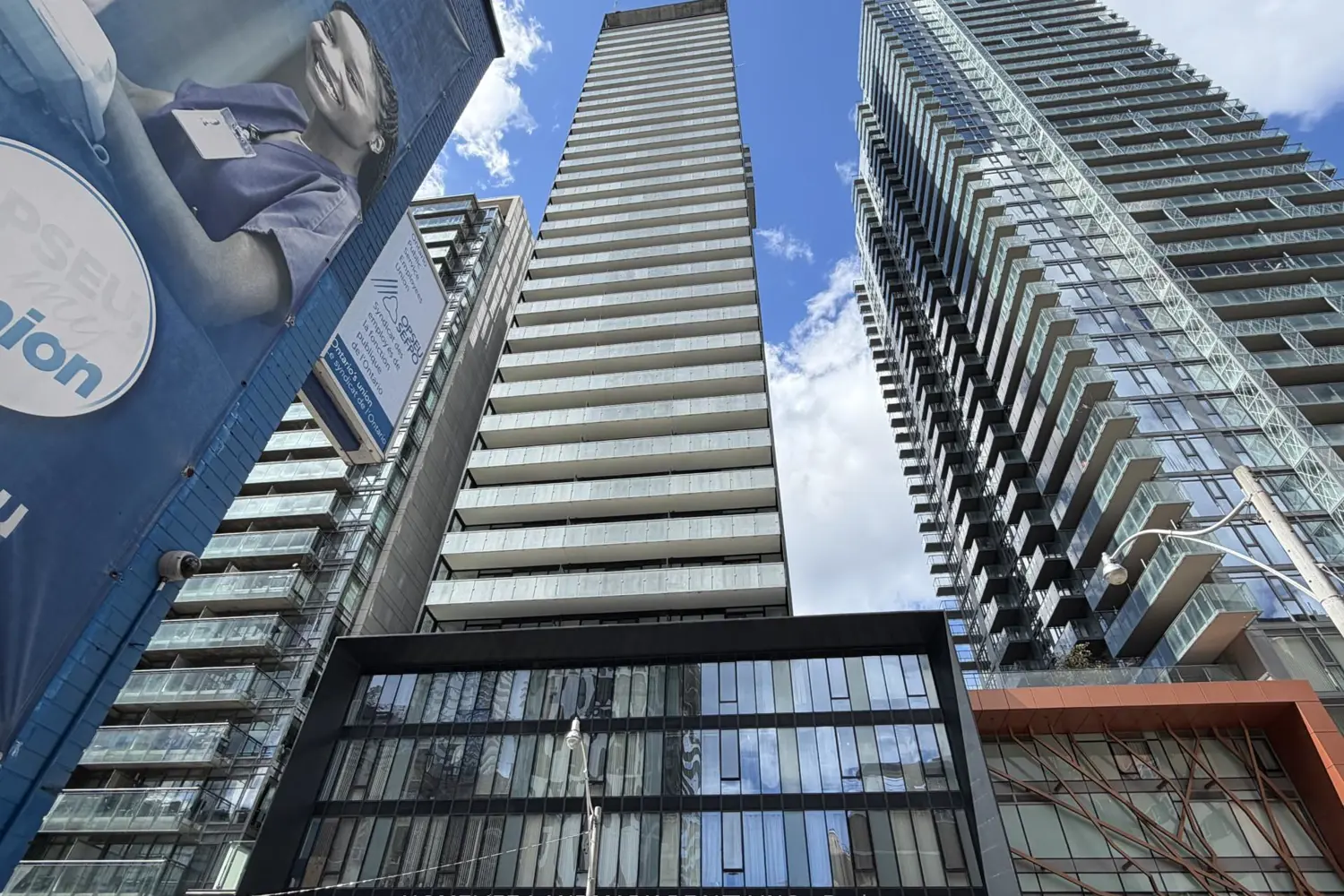 28 Wellesley Street 308
