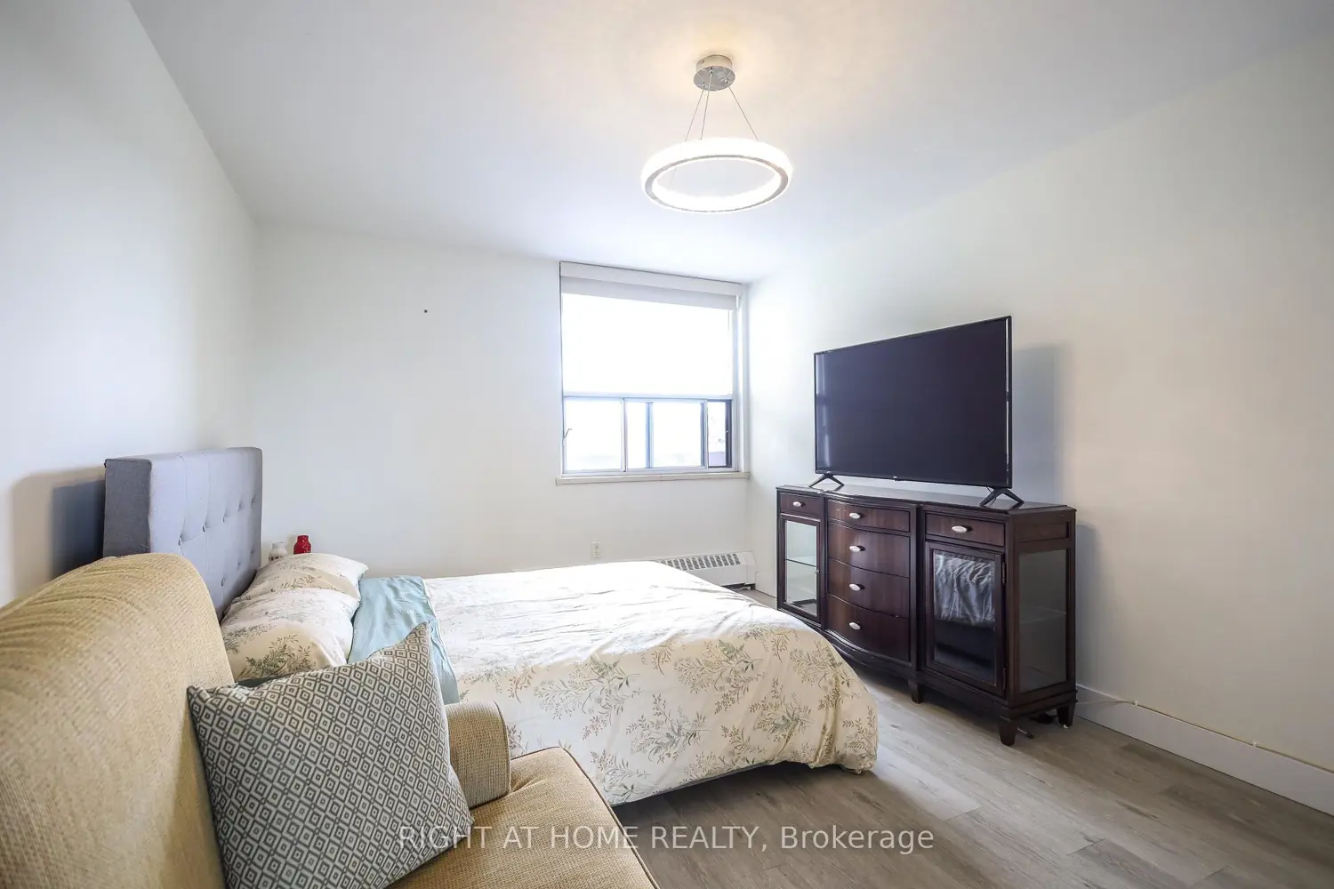 Additional image 7 of 1455 Lawrence Avenue 207