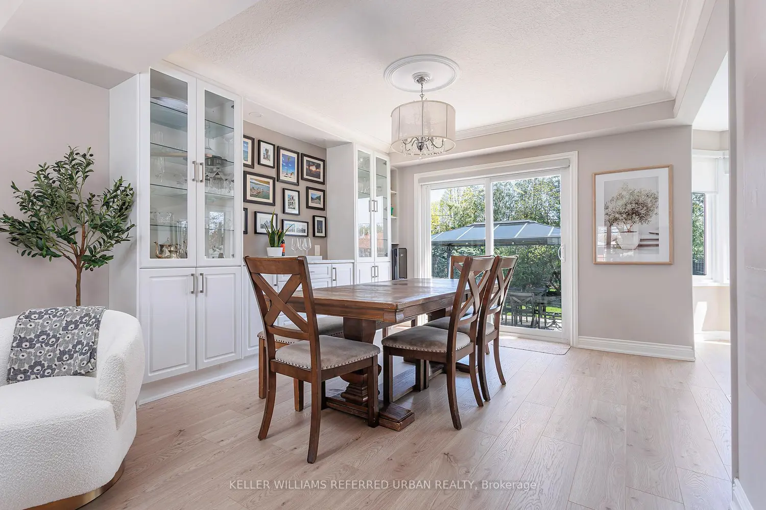 8 Markwood Crescent photo 3