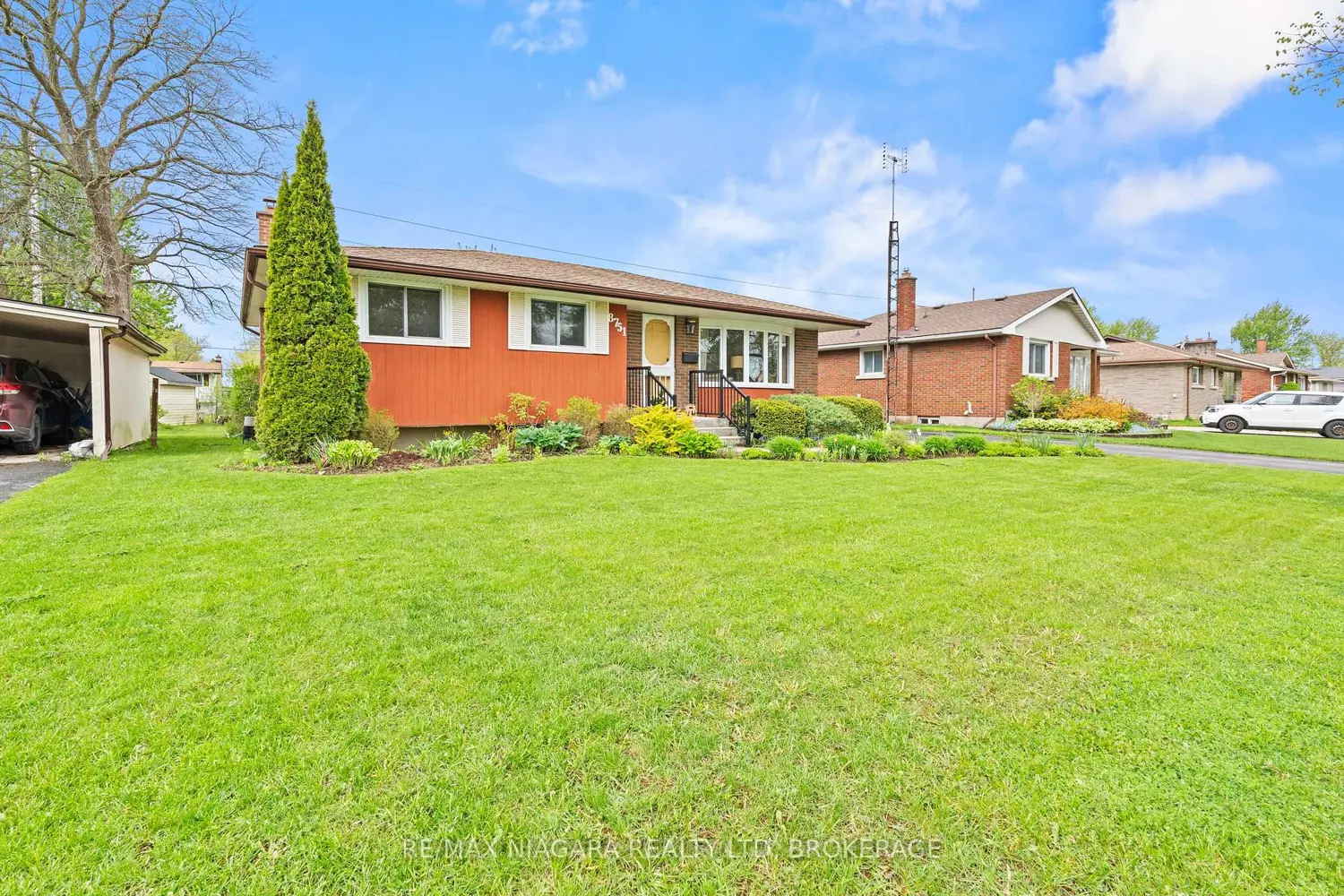 Additional image 2 of 8751 Banting Avenue