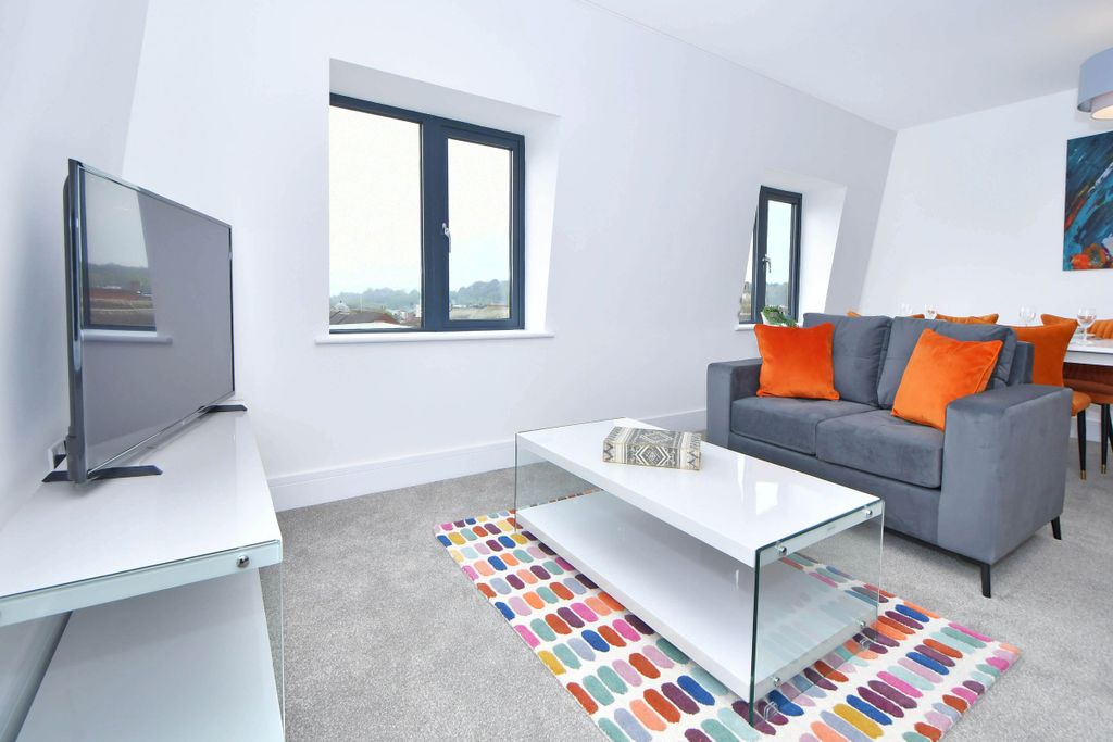 2 bed flat to rentQueens Gardens, Newcastle-Under-Lyme ST5
