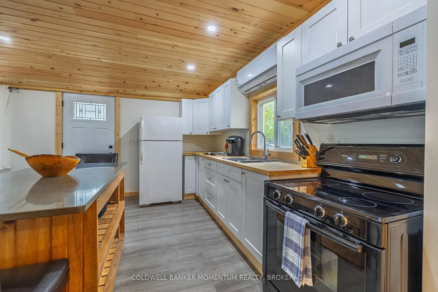 Additional image 7 of 12221 Lakeshore Road