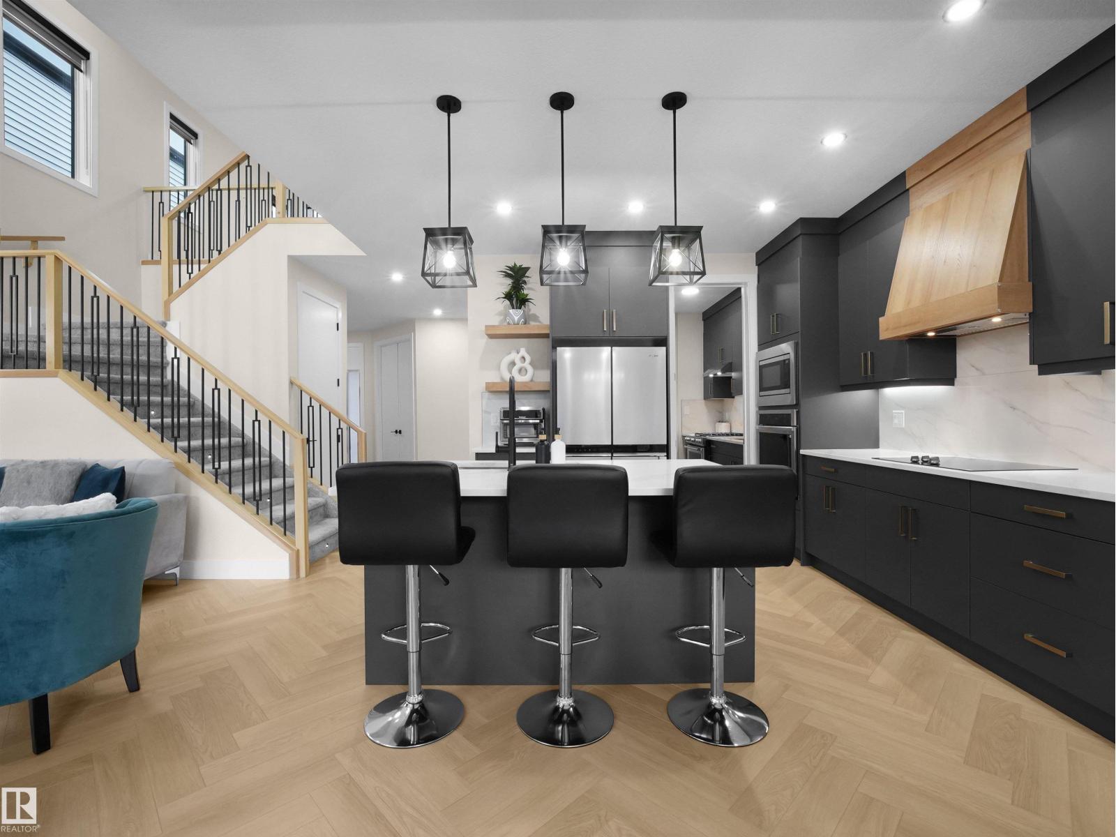 Additional image 3 of 7214 Kiviaq Link SW, Edmonton, AB, T6W5R3