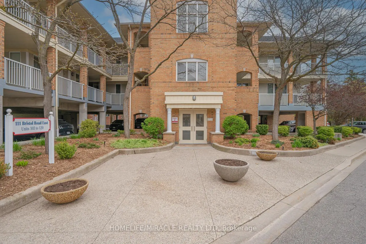 111 Bristol Road 116 photo 2