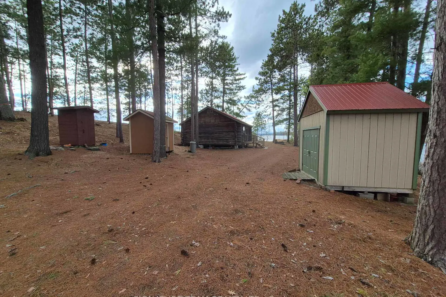Additional image 5 of 1796B Round Lake Road