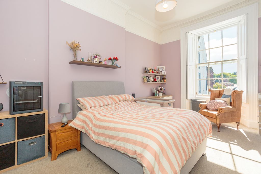 Additional image 4 of 3 bed flat for saleIrish Street, Dumfries DG1